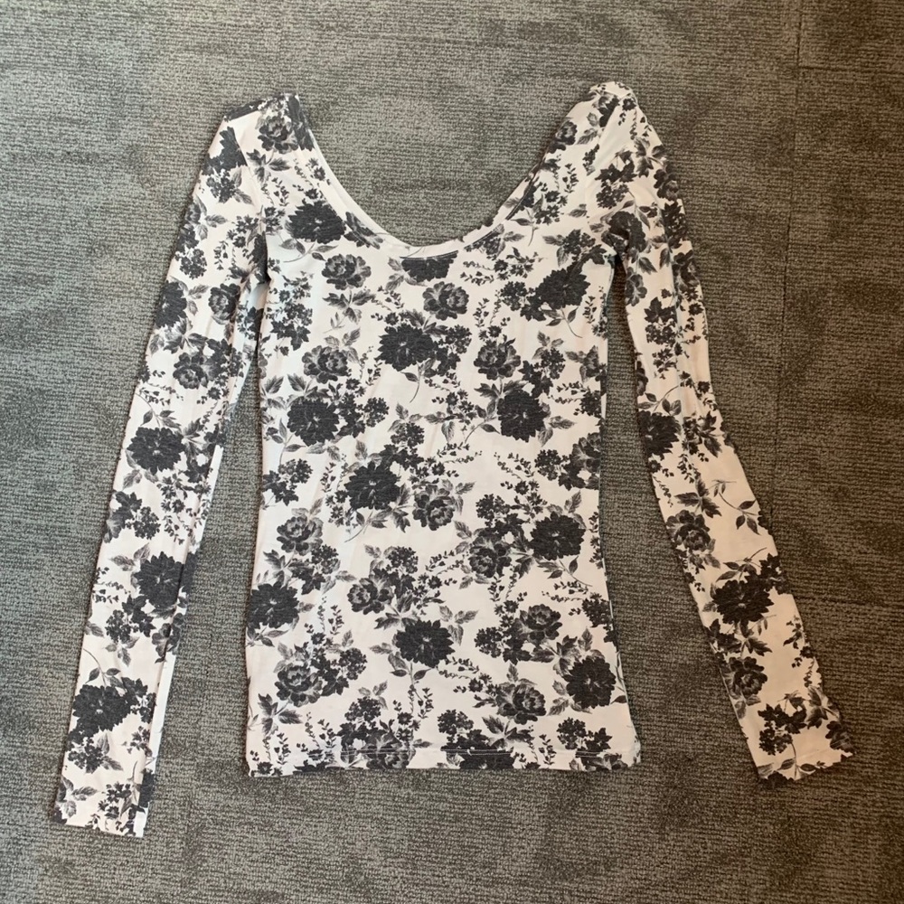 Long sleeve shirt